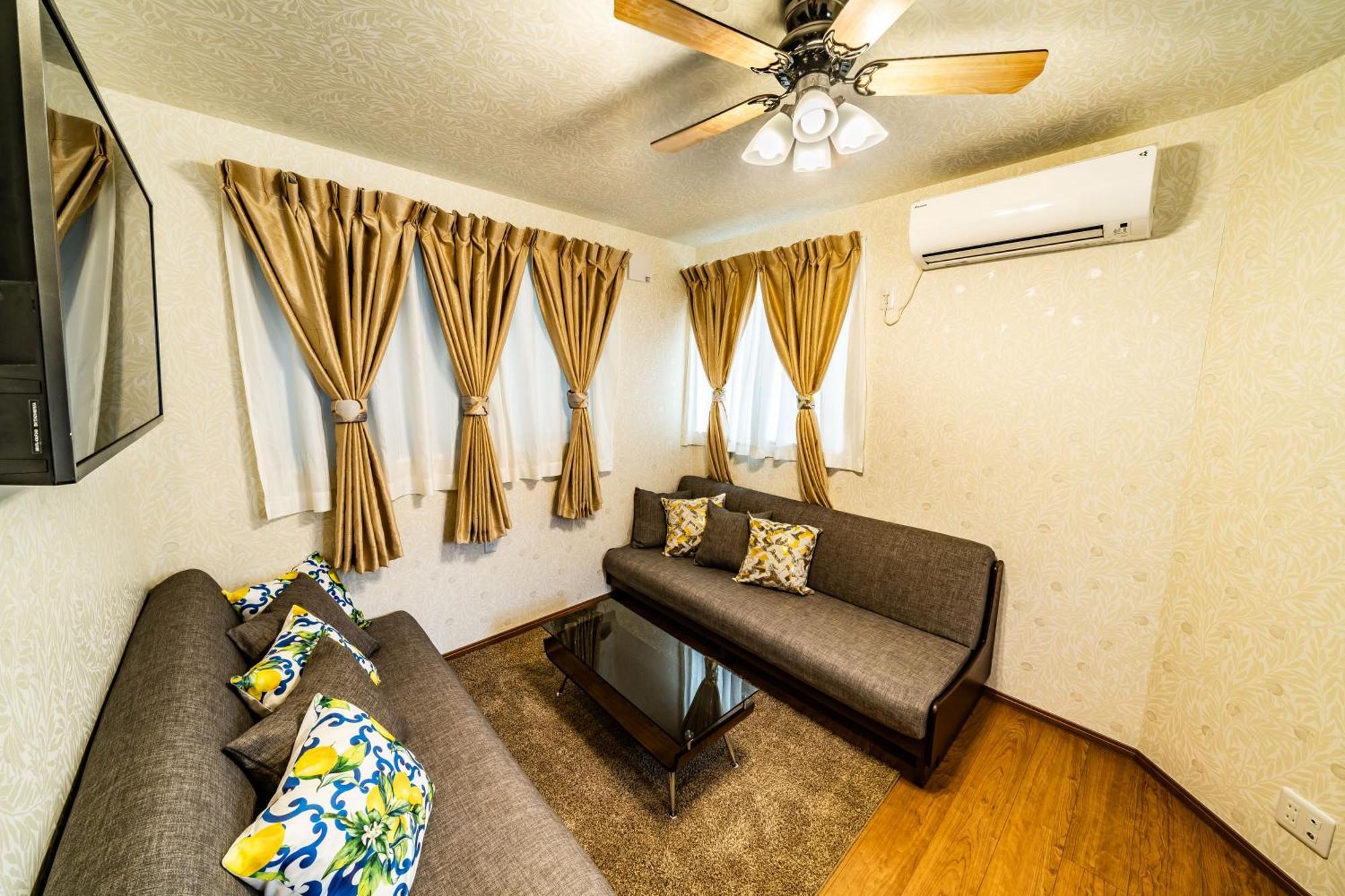 53, Yahiro 5, Private House Apartamento Tokio